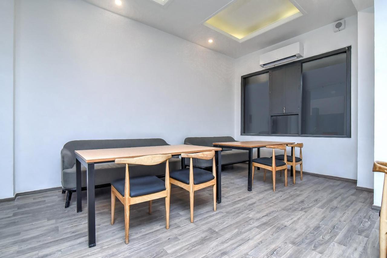 Hotel Oyo Townhouse 044 Sector 14 Gurugram Gurgaon Exterior foto