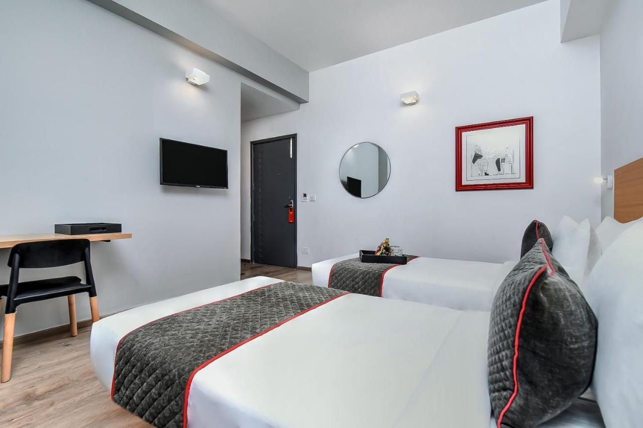 Hotel Oyo Townhouse 044 Sector 14 Gurugram Gurgaon Exterior foto