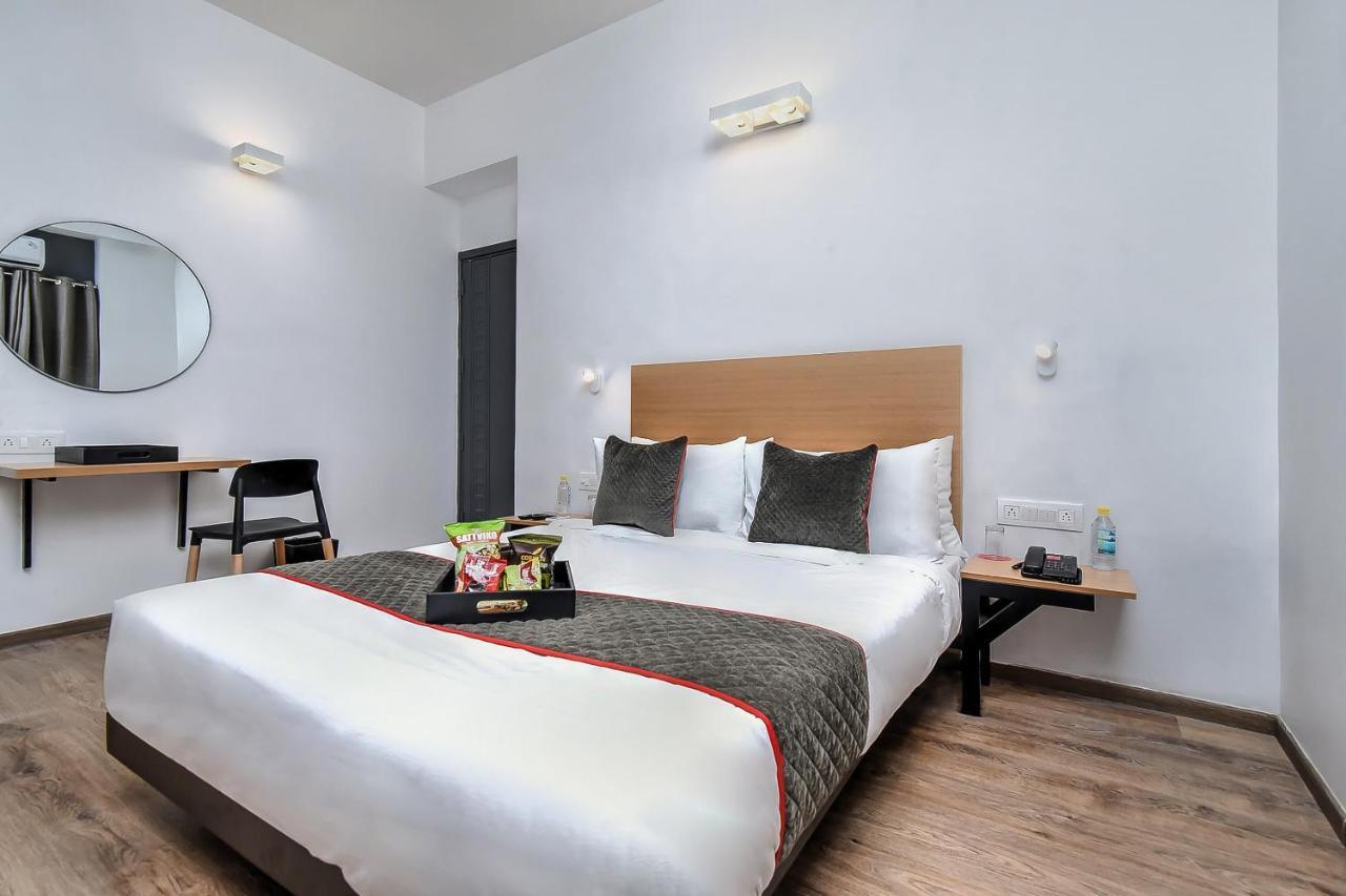 Hotel Oyo Townhouse 044 Sector 14 Gurugram Gurgaon Exterior foto