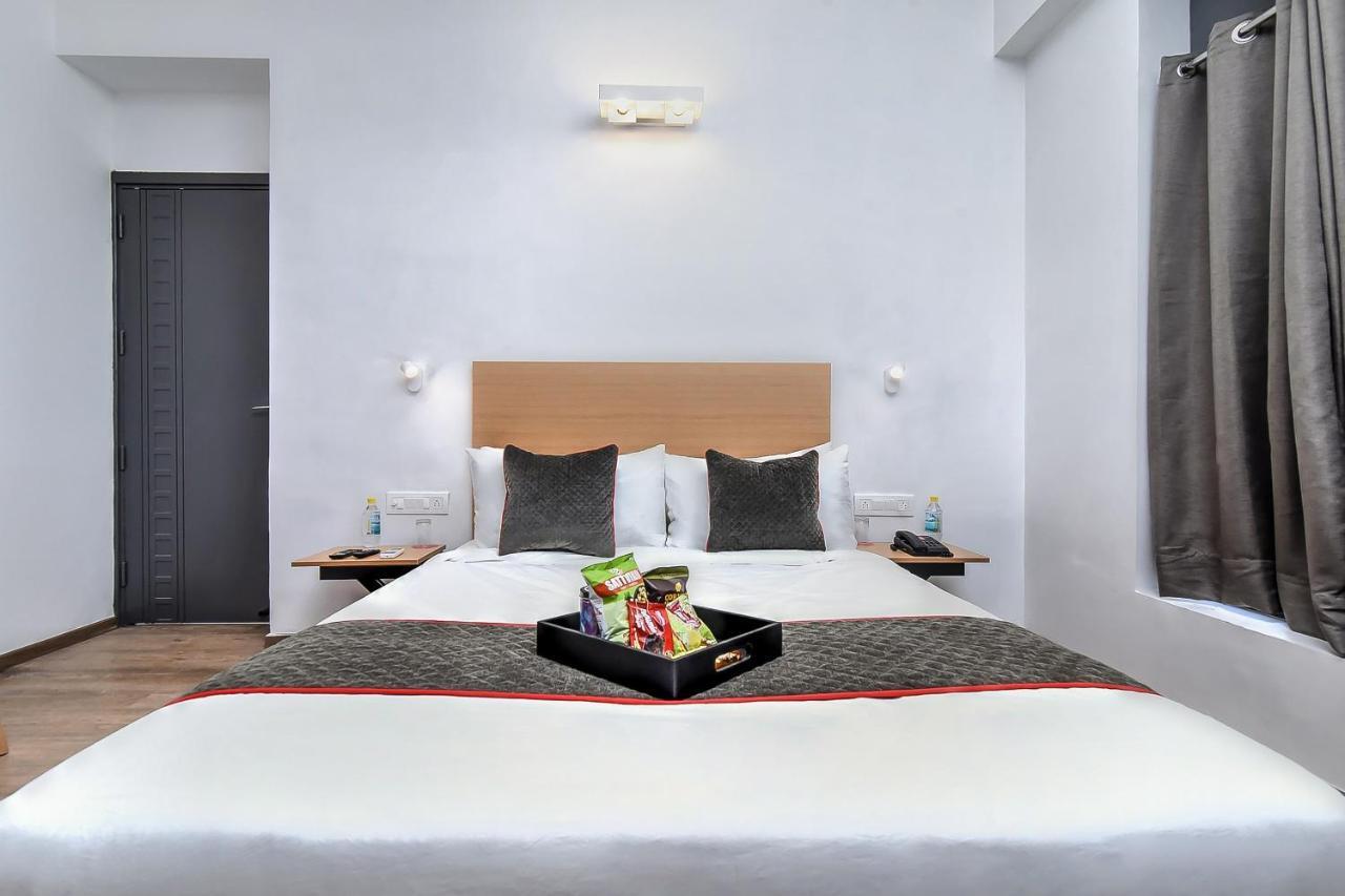 Hotel Oyo Townhouse 044 Sector 14 Gurugram Gurgaon Exterior foto